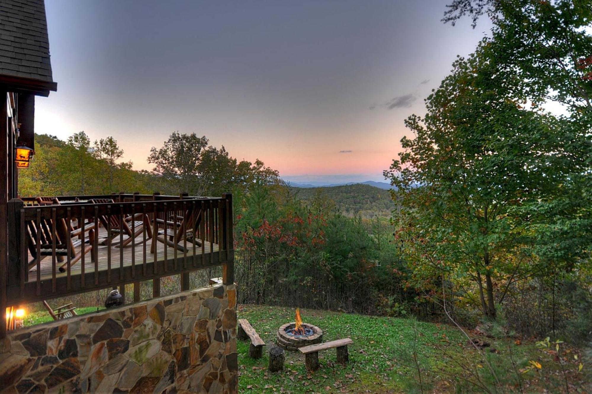 The View Sweeping Mountain Views Gas Fireplace Game Room Hot Tub บลูริดจ์ ภายนอก รูปภาพ